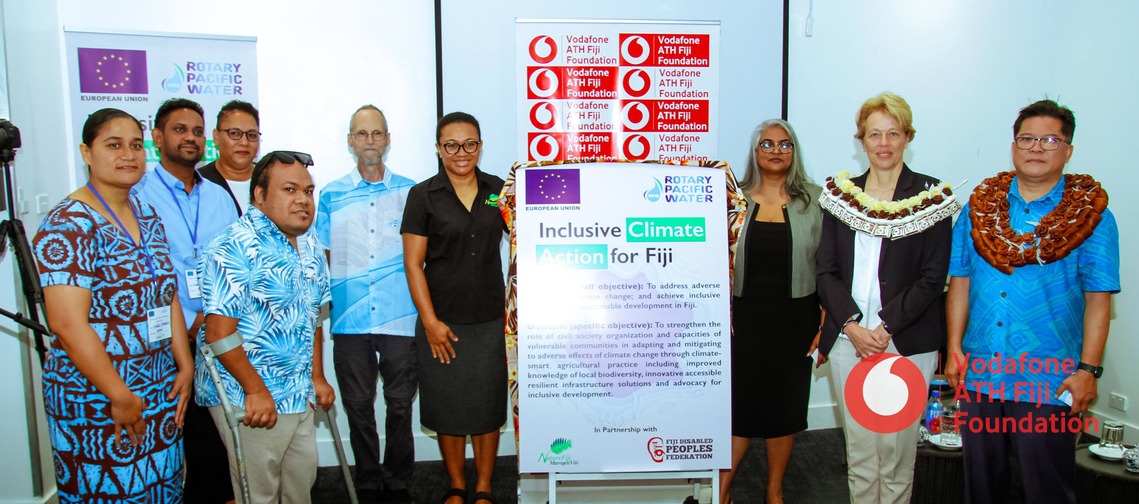 Climate Action in Fiji Ivan Fong and Barbara Plinkert Vodafone ATH Fiji Foundation European Union Rotary Pacific Water for Life
